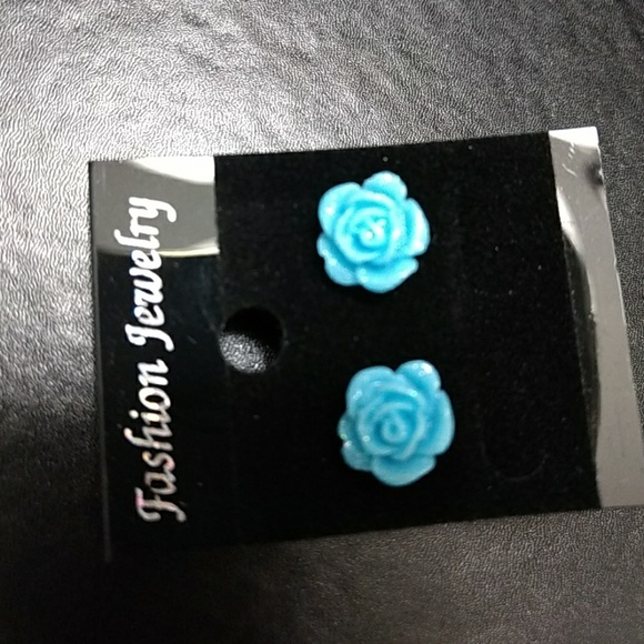 *** Blue rose fashion earrings - Picture 3 of 5