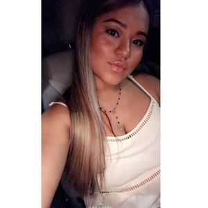 Meet your Posher, Daniela