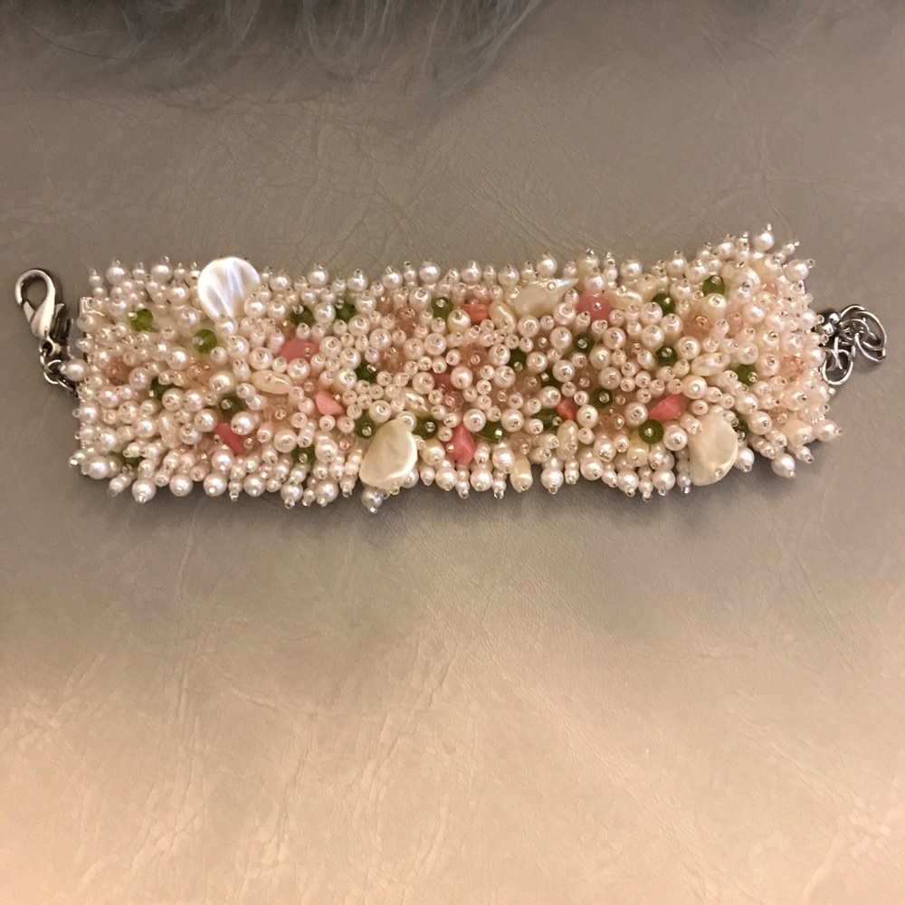 Pearl multi bracelet