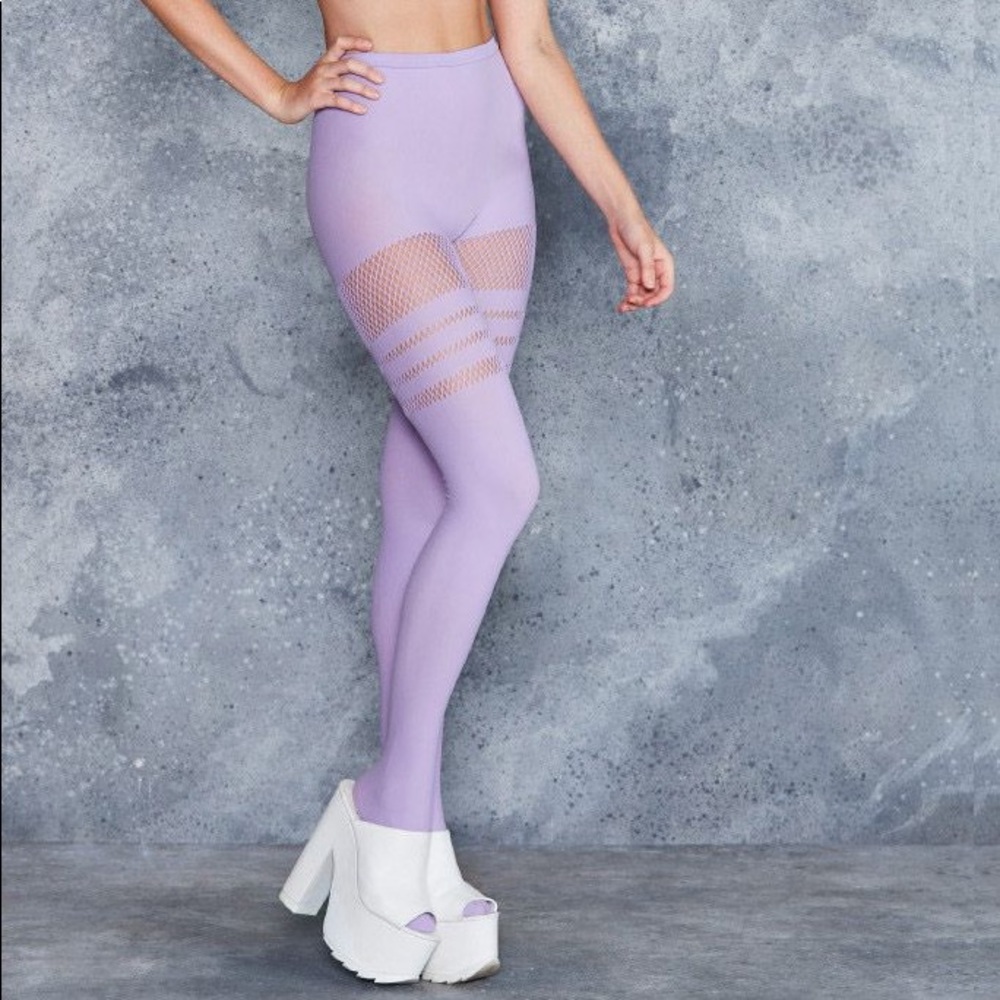 SPORTY STRIPES LILAC HOSIERY