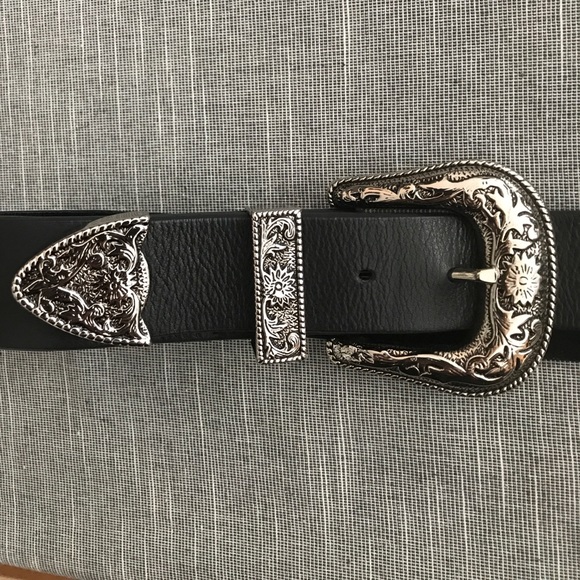 B-Low The Belt Bri Bri Belt