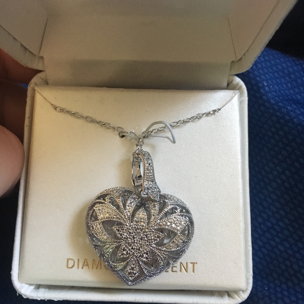 Diamond necklace