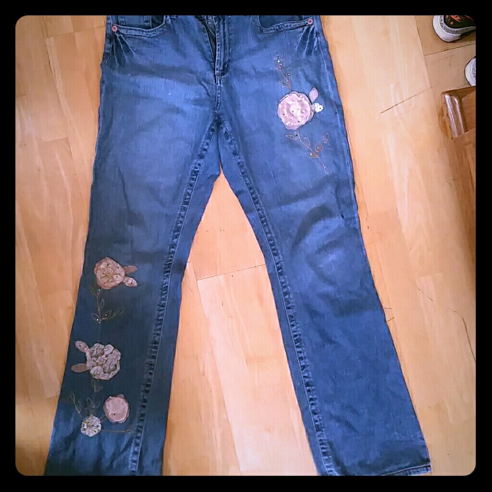 Women's jeans