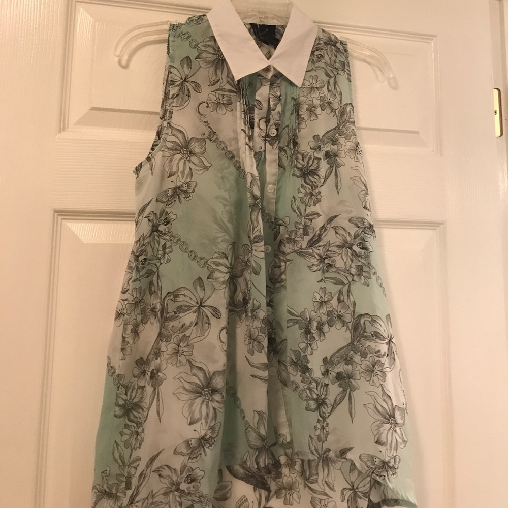 Mint green floral sleeveless top