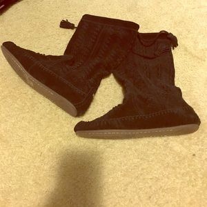 Lucky Moccasins boots with tassels