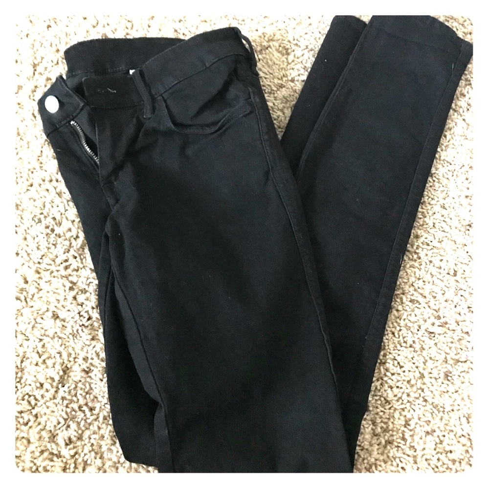 🔶🔶H&M black skinny jeans🔶🔶