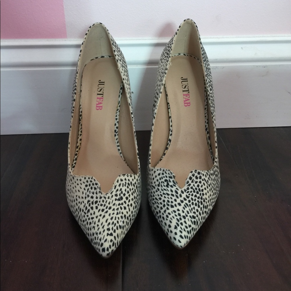 Heels - Picture 3 of 4