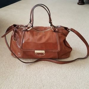 B. Makowsky Glazed Leather Lizard Print Handbag