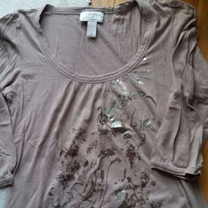 SOLD Loft t-shirt with gold detail