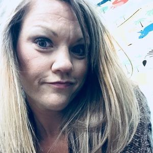 Meet your Posher, Thea