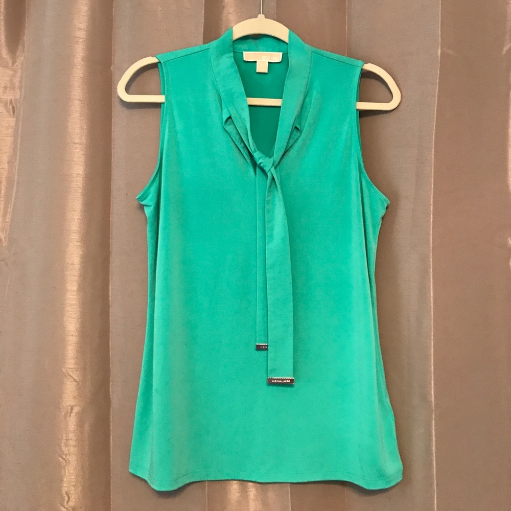 Michael Kors Sleeveless Mint Blouse⭐️