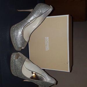 Michael Kors silver platform heels 7.5