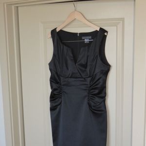 SOLD Jessica Howard LBD