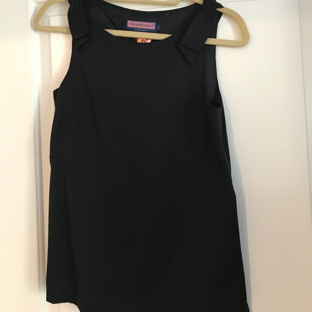 Vineyard Vines silk tank top