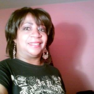 Meet your Posher, Leena