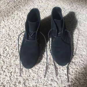 nine west joanis wedge bootie