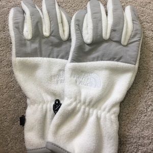 White North Face ladies gloves