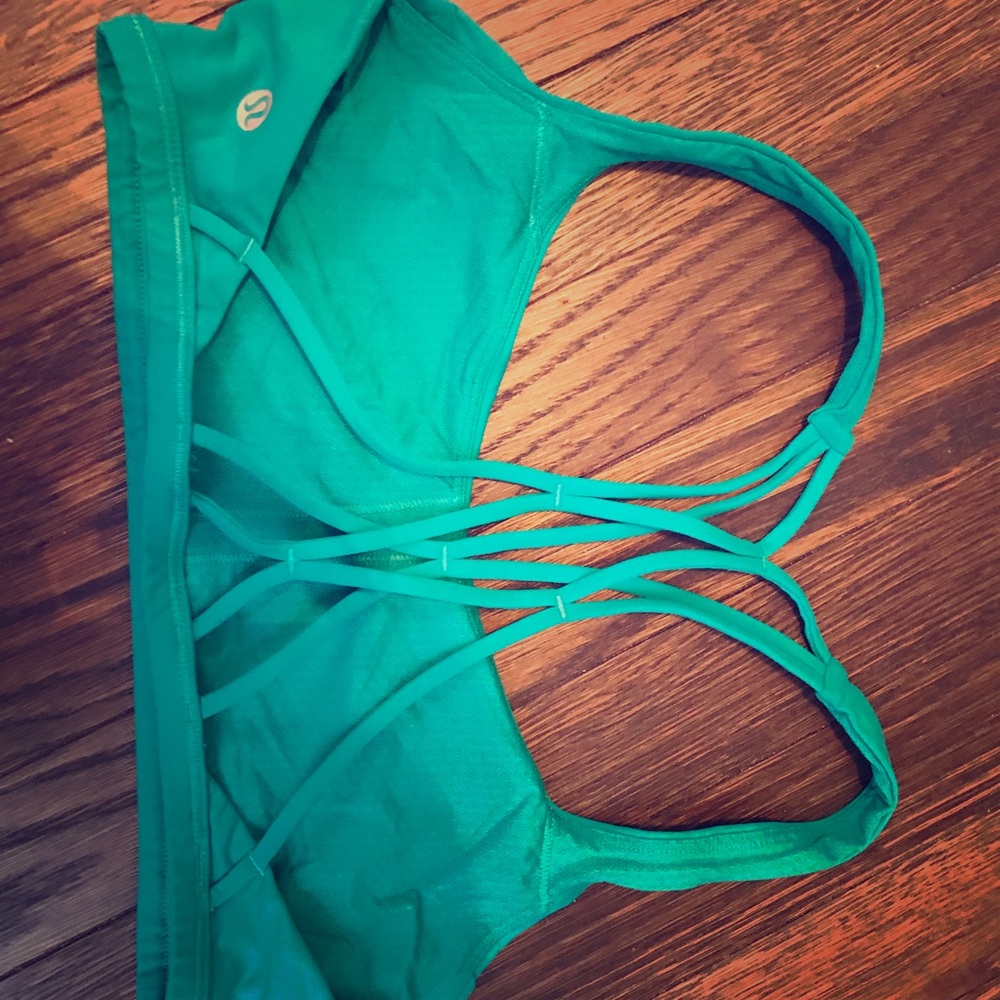Lululemon sports bra.