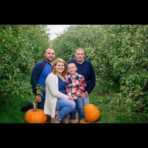 Meet your Posher, Emily-anne