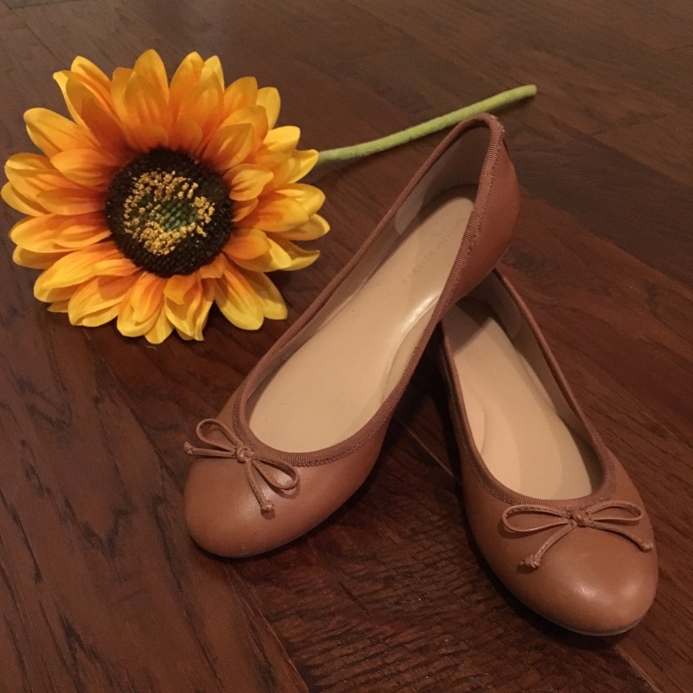 Banana republic flats