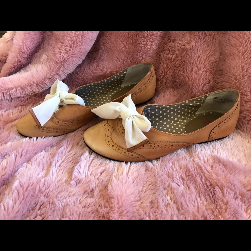 Paxton bow tie Oxford shoes