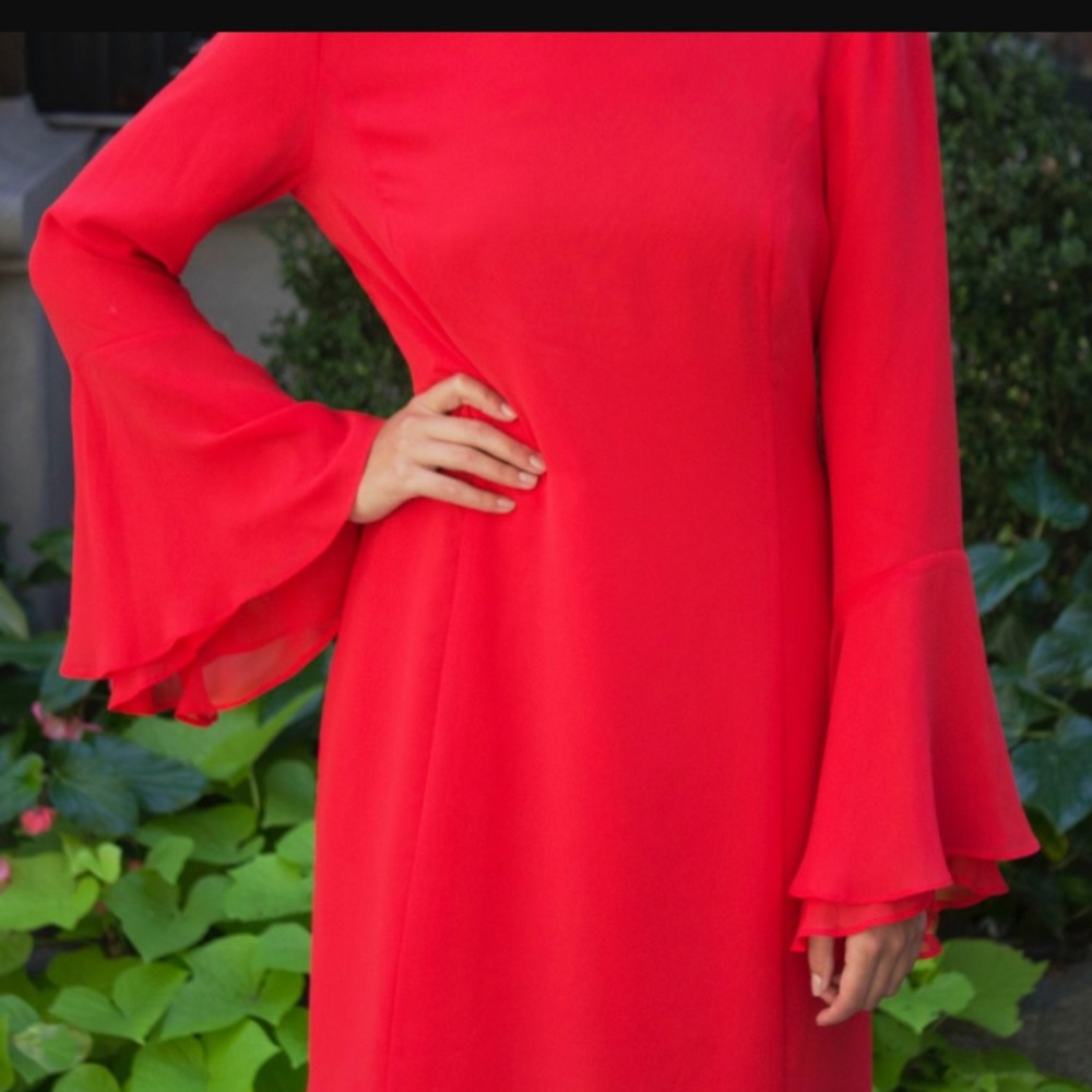 Jennifer Lopes red stunning dress