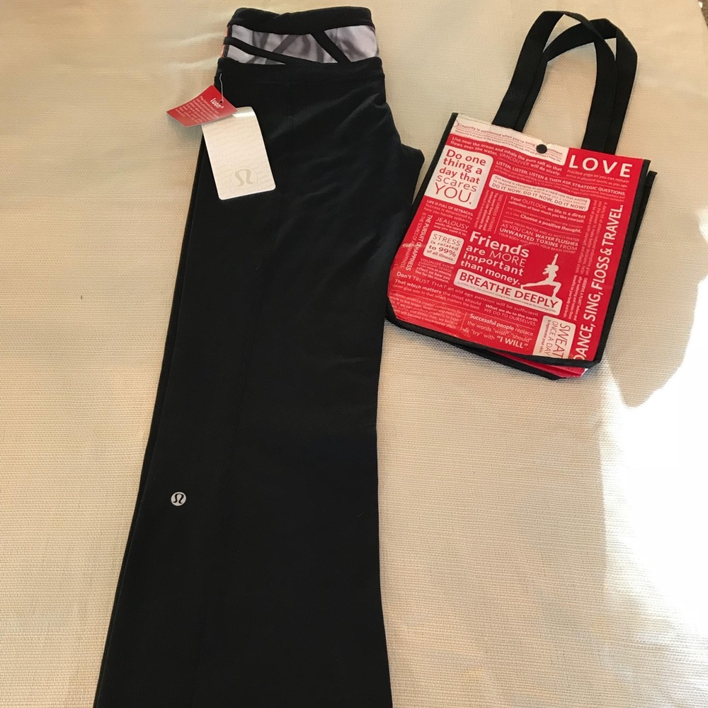 NWT!! Women’s Size 6 Lululemon Groove Pant