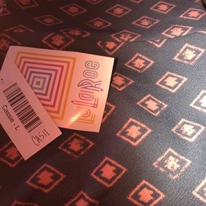 Lularoe Cassie Skirt Size Large. Gray