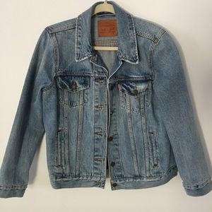 Levi’s Boyfriend Trucker Jacket