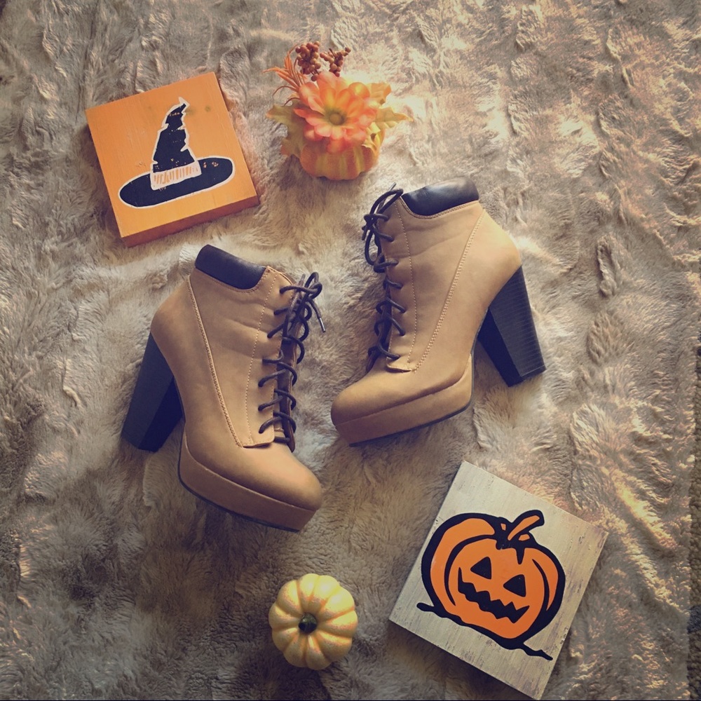 🍂 Boots 👢