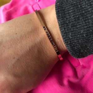 Mantra band “Be Present” rose gold like new!