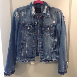 Perfectly distressed Zara denim jean jacket