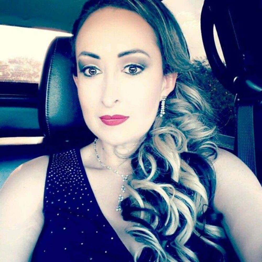 Meet your Posher, Vanessa