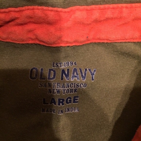 Old Navy layered look tee large - Picture 2 of 2