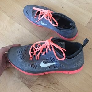 Nike Free 5.0 shoes!