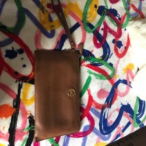 Large Michaels kors wristlet