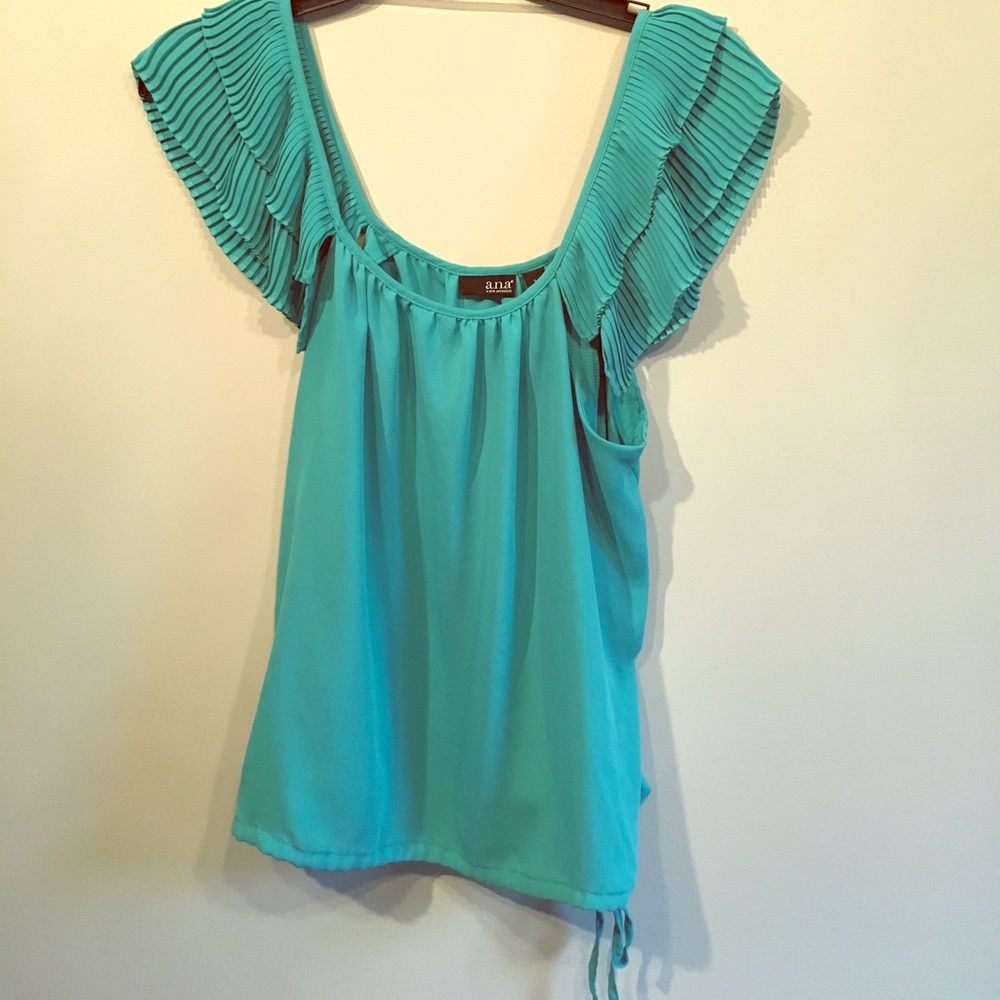 Turquoise tank top