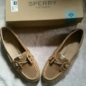 Brand new sperrys