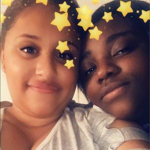 Meet your Posher, Briana