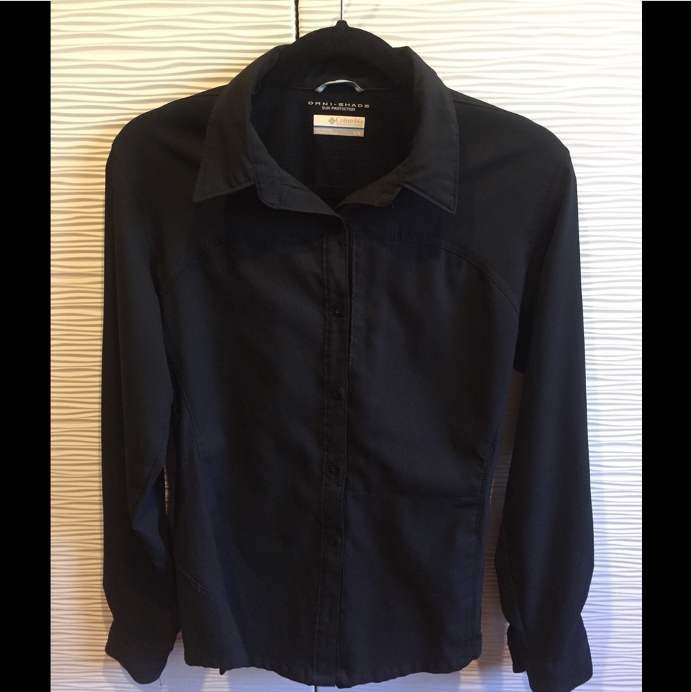Columbia women’s Omni shade button up shirt