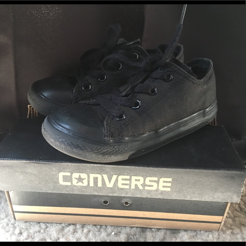 Black Converse