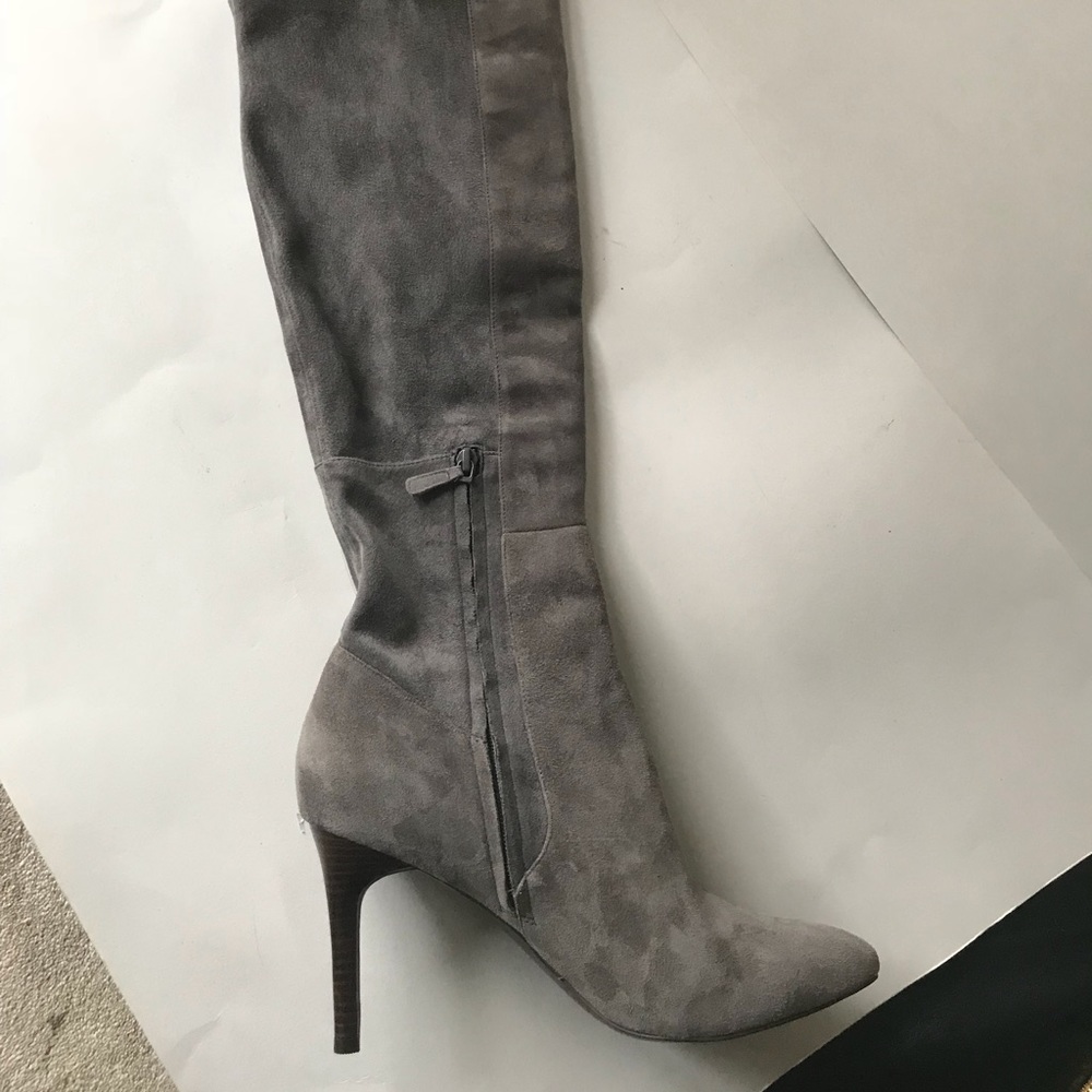 !!!!SOLD!!!! Over the Kneee Boots - Picture 2 of 7