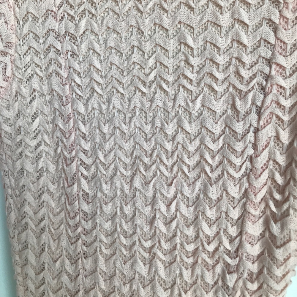 Chevron Stretch elbow sleeve dress - Picture 4 of 4