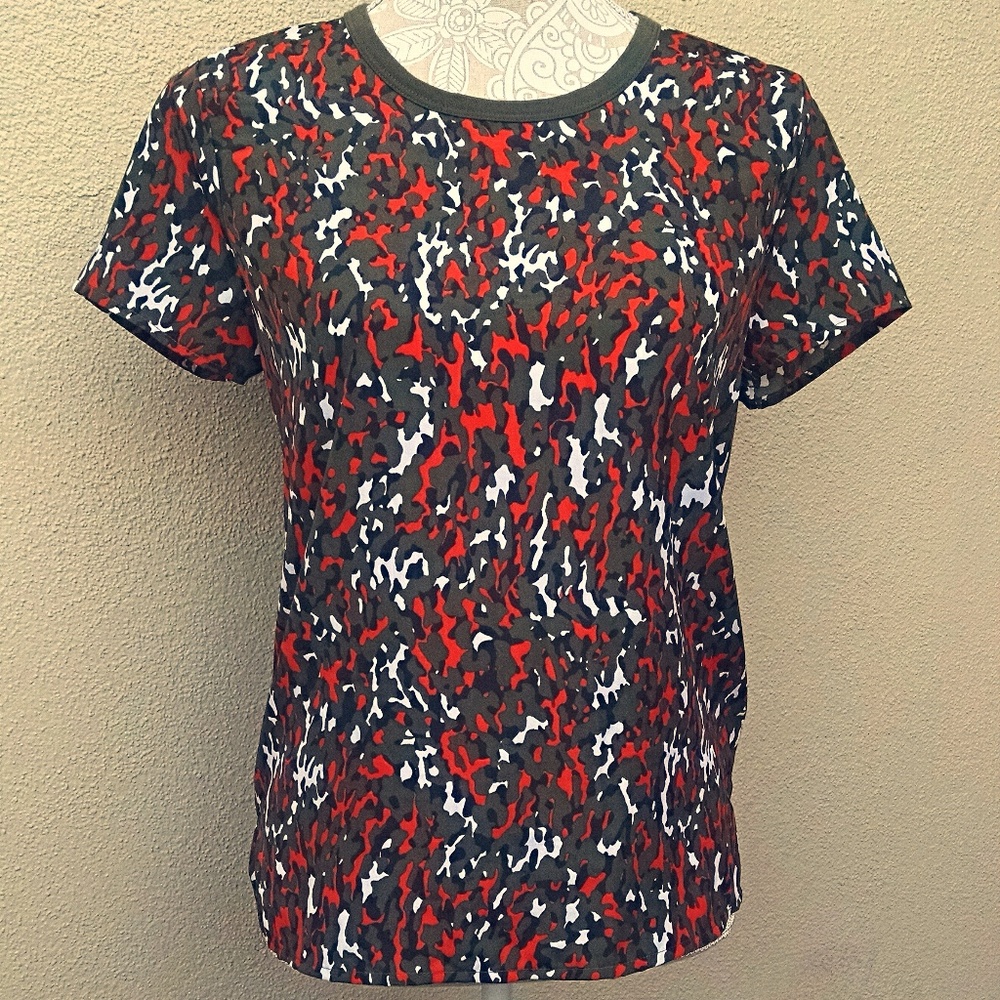 NWOT Petite Michael Kors Camo Print Tee