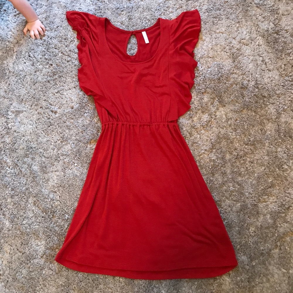 Xhilaration ruffle sleeve dress