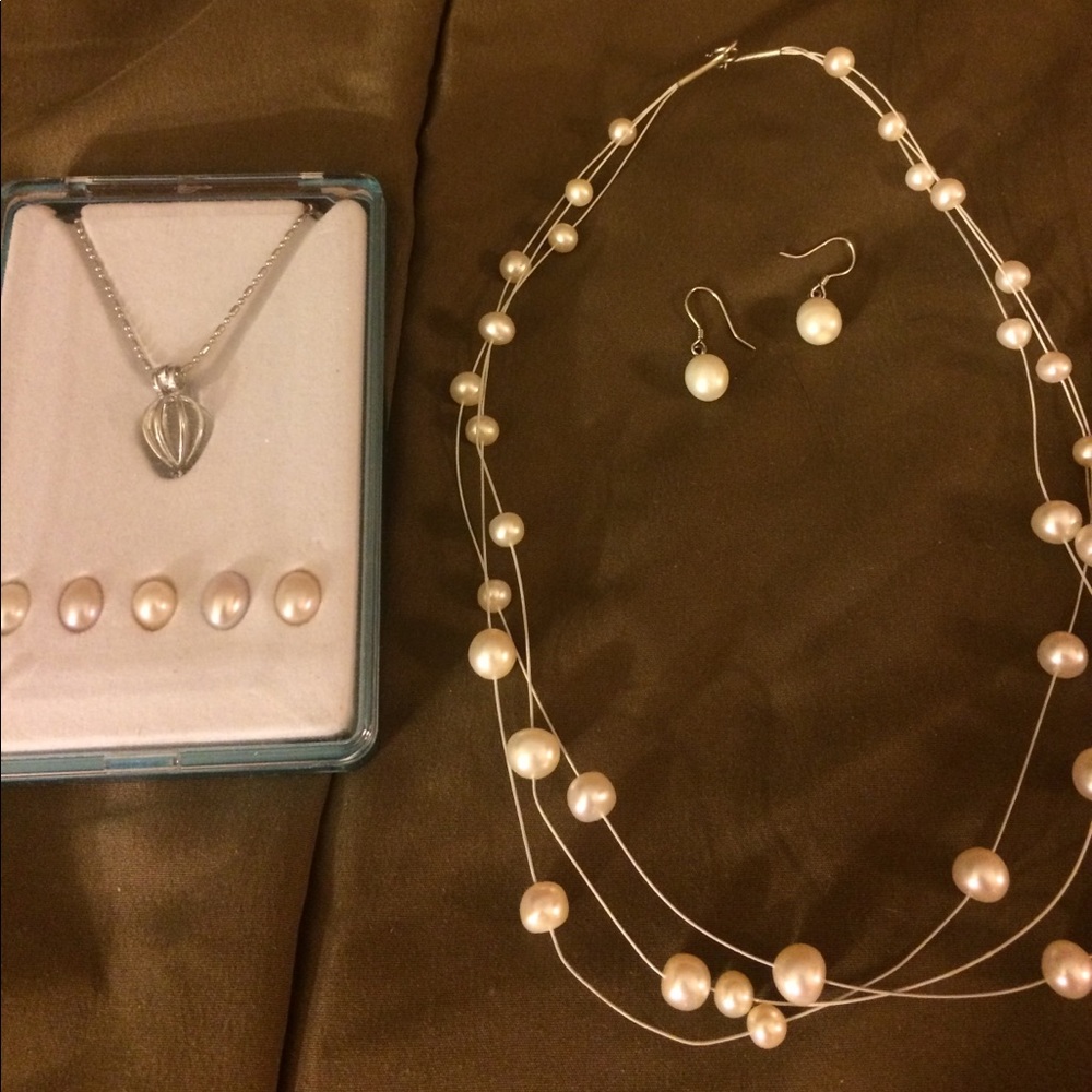 Genuine Freshwater Pearl Set