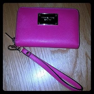 Michael Kors pink wristlet