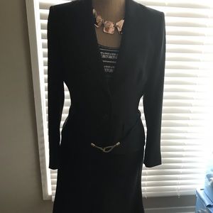 Ultra professional black 2 pc skirt suit