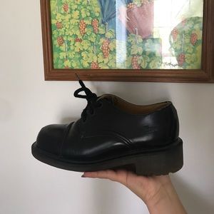 Men's Size 4 (Women's 6) Doc Marten's