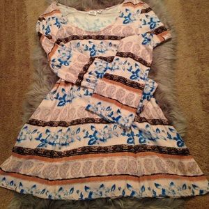 Must go this week! Boho bell sleeve dress